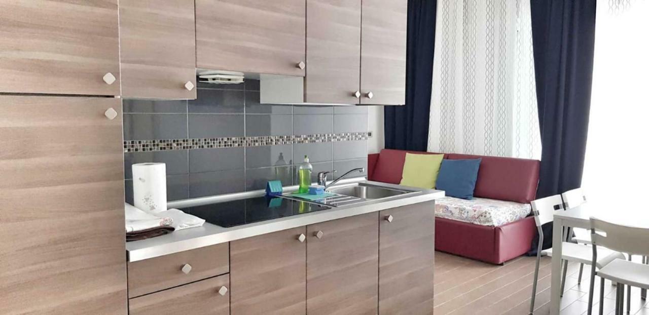 Residence Argentina R.T.A. Споторно Номер фото